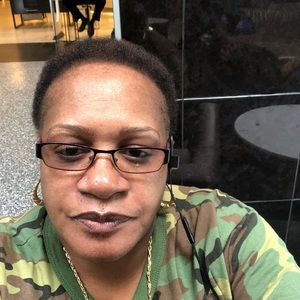 Meet your Posher, Tanya